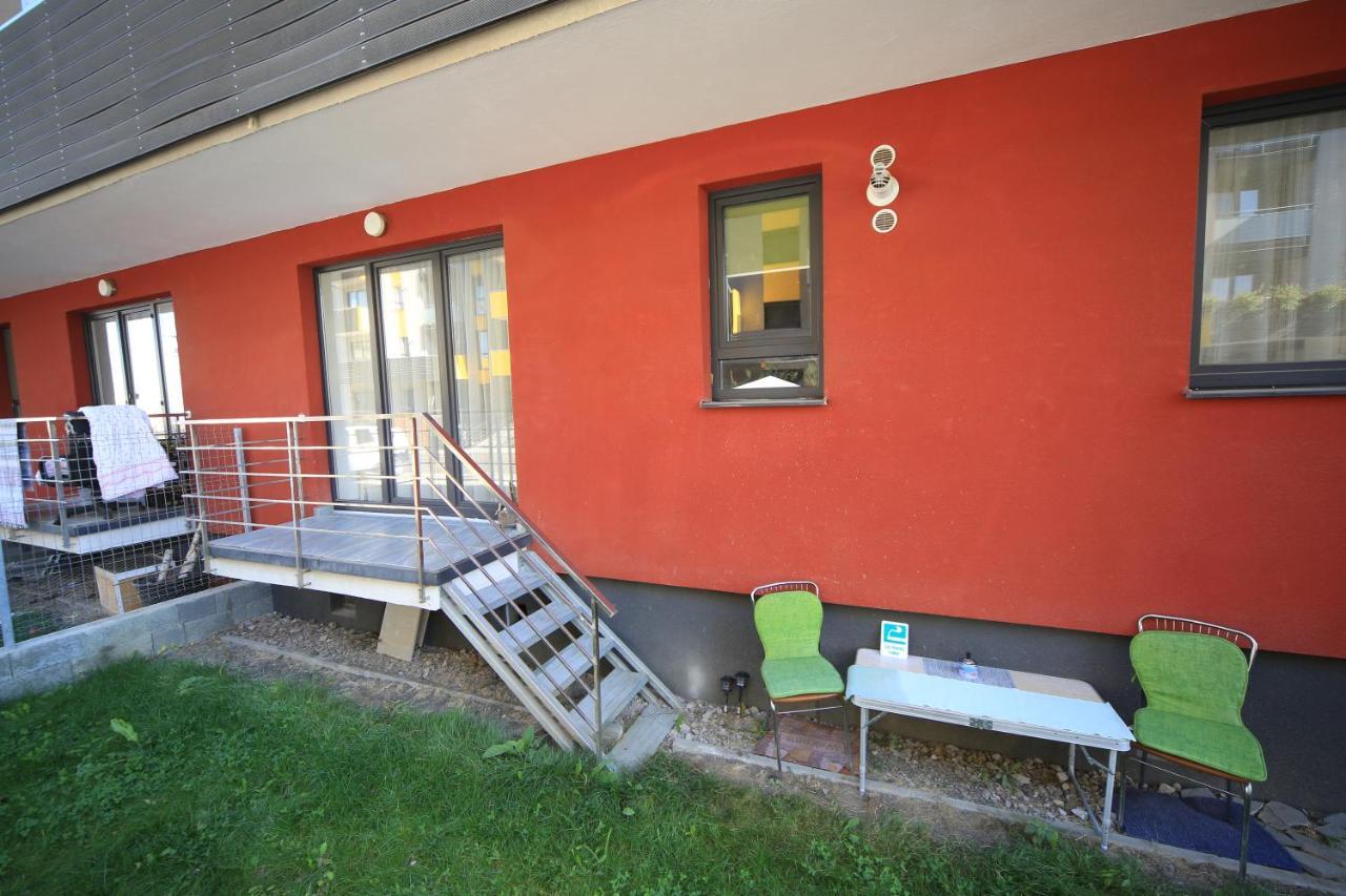 Happy Family Apartment Brasov Exterior photo